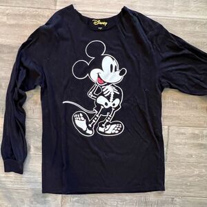 Disney Women's Skeleton Mickey Mouse Lng Slv sweatshirt Black White size S.   HL
